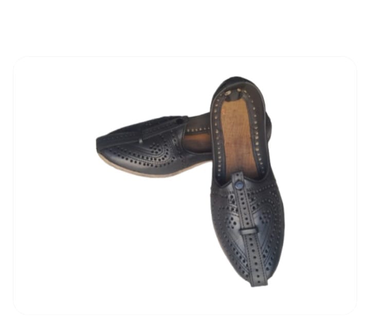 Black Leather Mojari For Men view 2