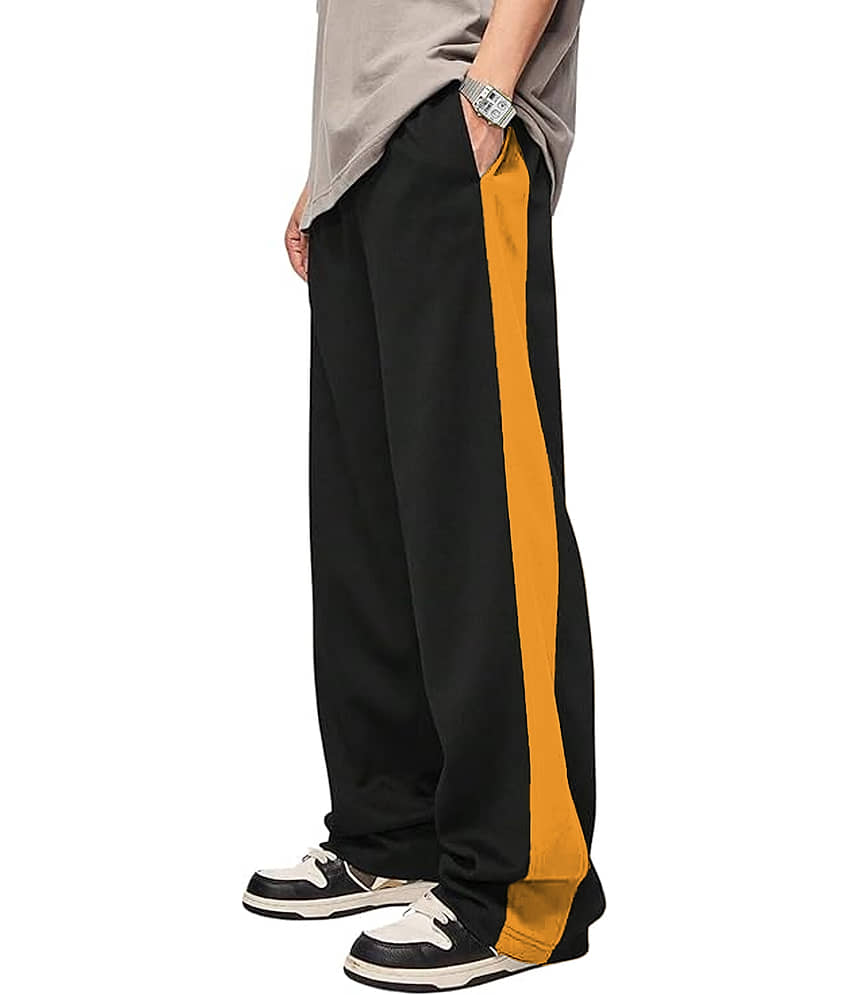 Leotude Black Cotton Blend Men's Trackpants ( Pack of 1 ) view 2