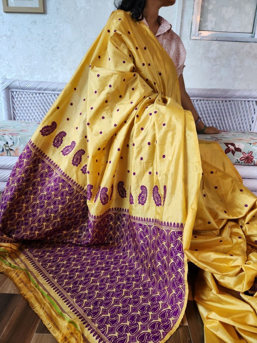 Assam Paat / Mulberry Silk Saree view 2