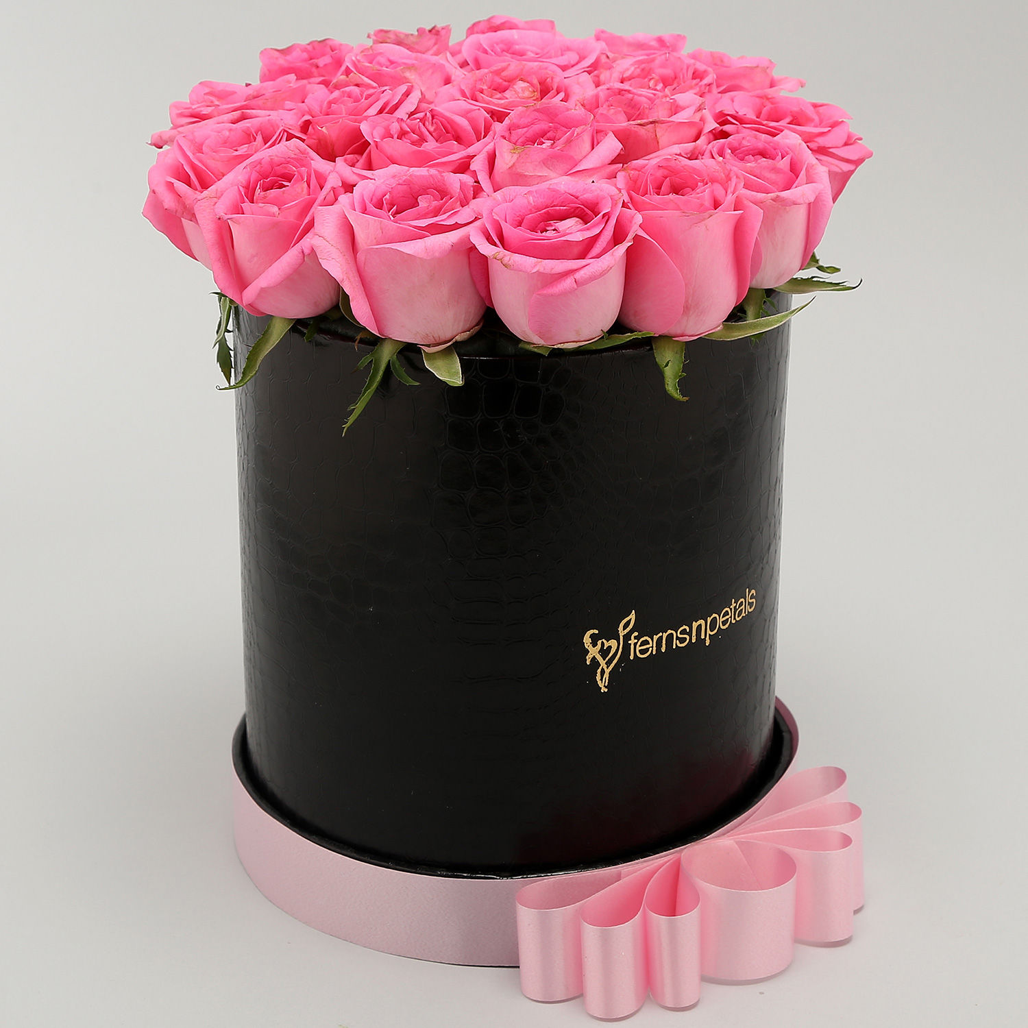 Luxury Roses Style Arrangement For Mom For Valentine's Day Gift view 2