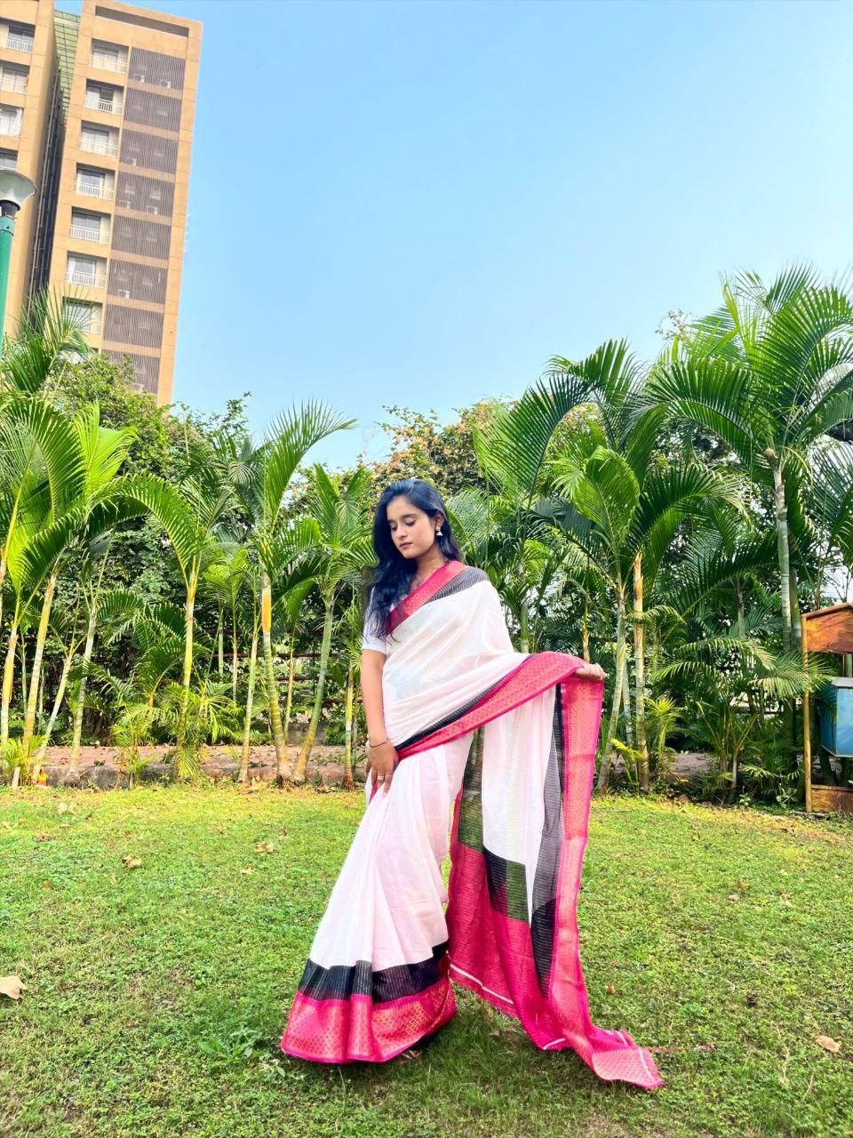 Dola Silk Saree with Jacquard Border view 2