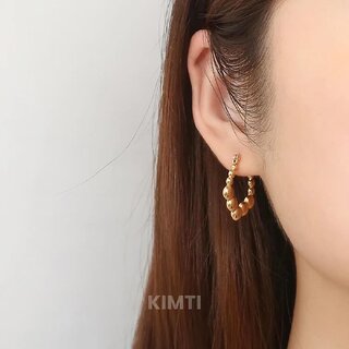18k Gold Plated Hoop Earring (Textured Oval Hoop Earrings) view 2