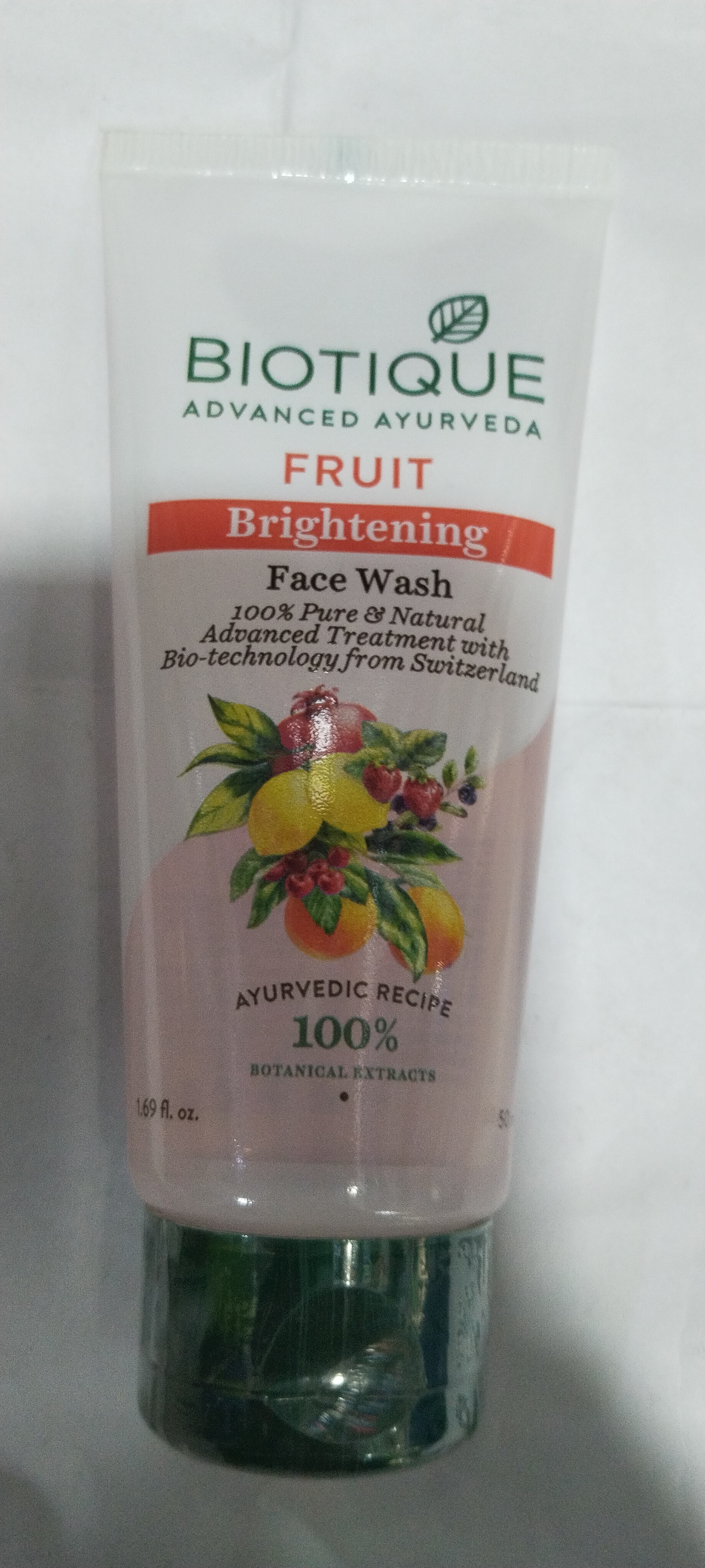 Biotique Advanced ayurveda Fruit Brightening Face wash