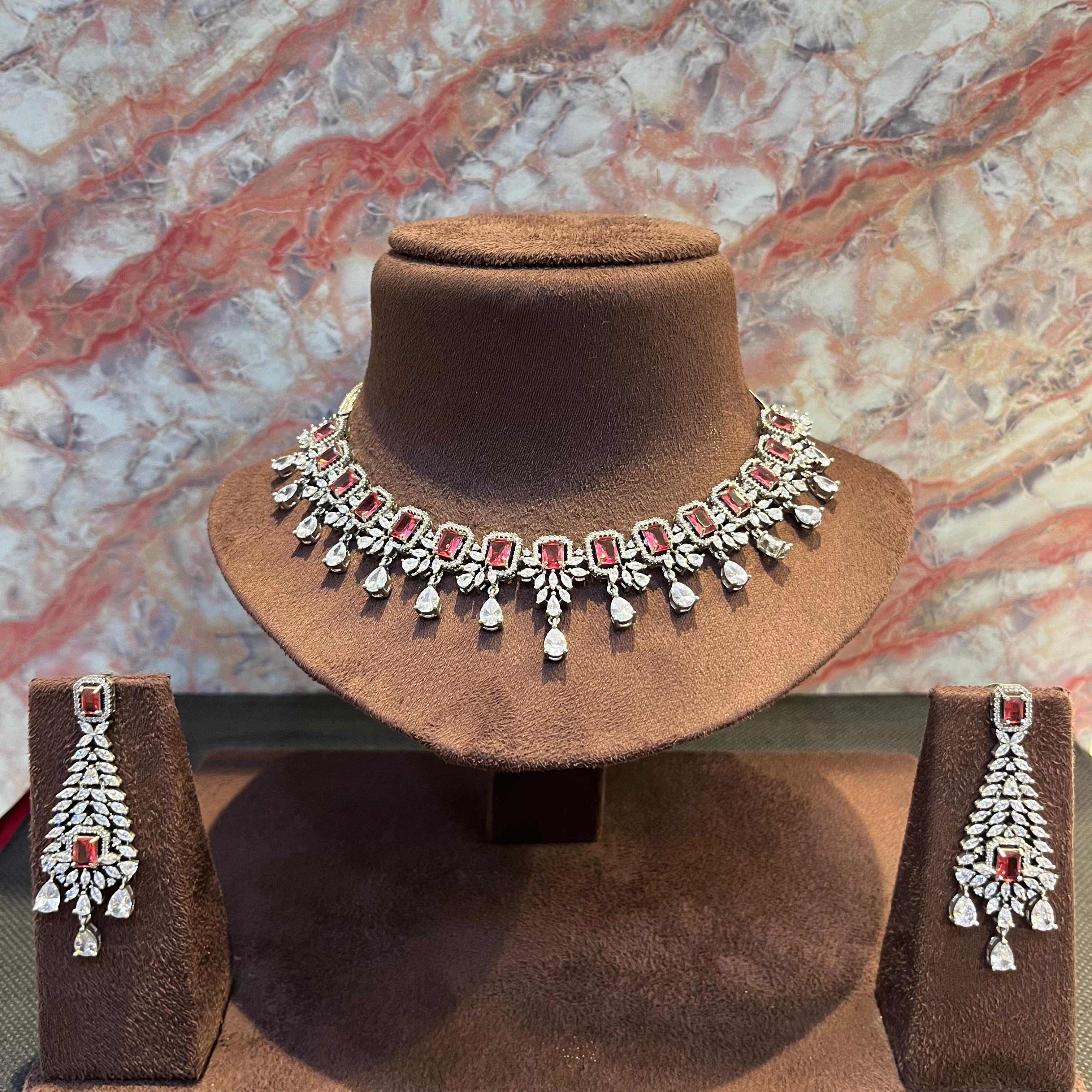 Queen Royale - Majestic Bride By Dia Art Jewels view 2
