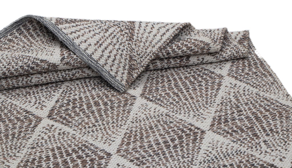 Majd – Perfect Accent Rug for Living Rooms, Bedrooms, Nurseries & Cozy Corners view 2