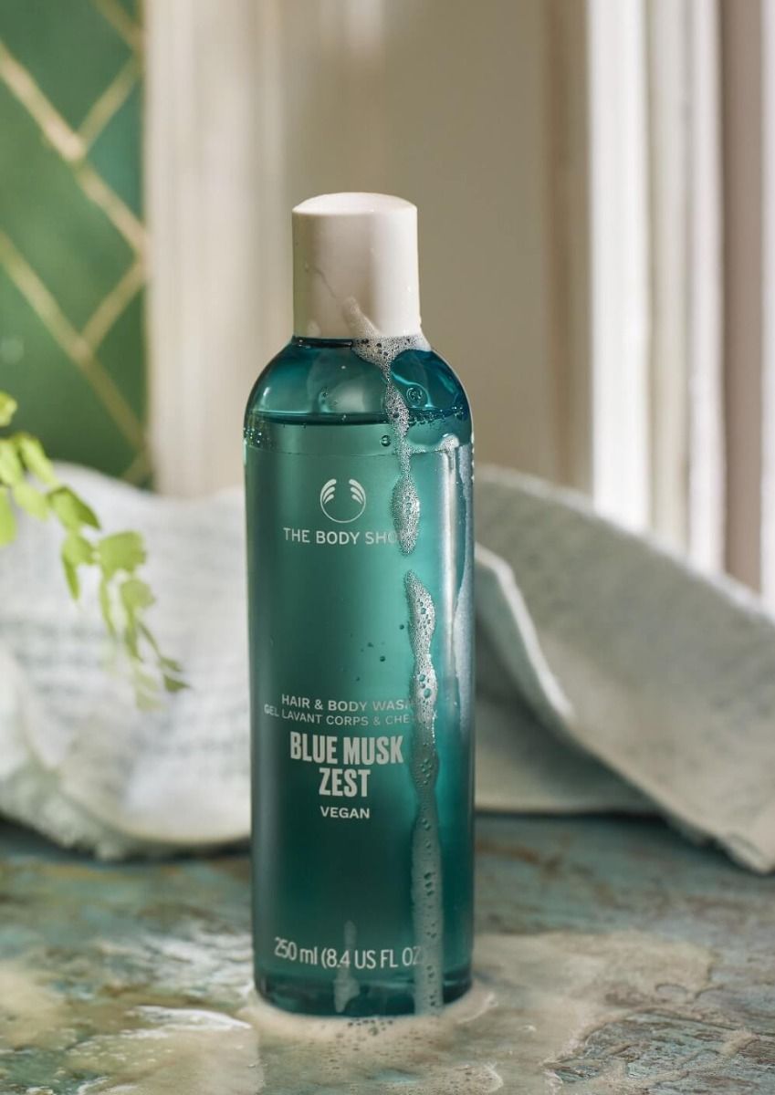 Blue Musk Zest Hair And Body Wash-250ML view 2