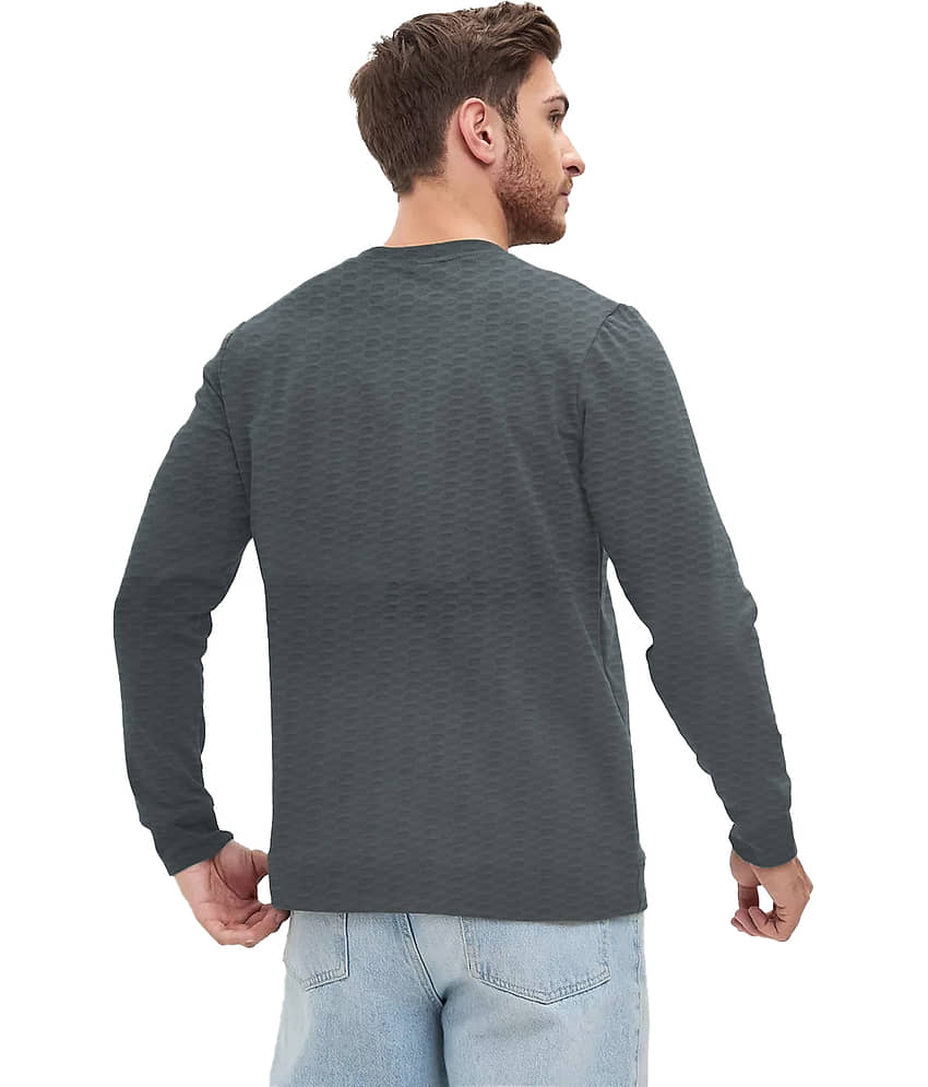 Leotude Men Cotton Blend Regular Fit Solid T-Shirt ( Grey ) view 2
