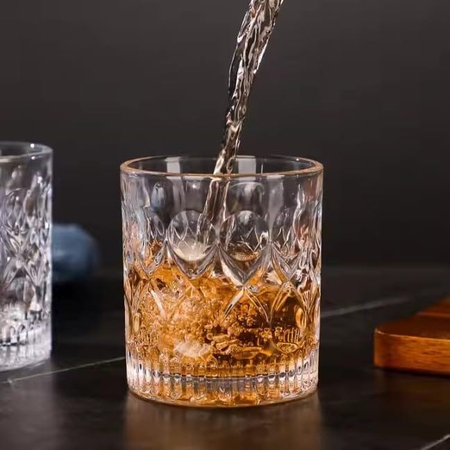Crystal Square Whiskey Glass Clear Heavy Base Rocks Barware Glasses Diamond Glass for Scotch, Bourbon and Cocktail Drinks for Whiskey Glasses 280 Ml view 2