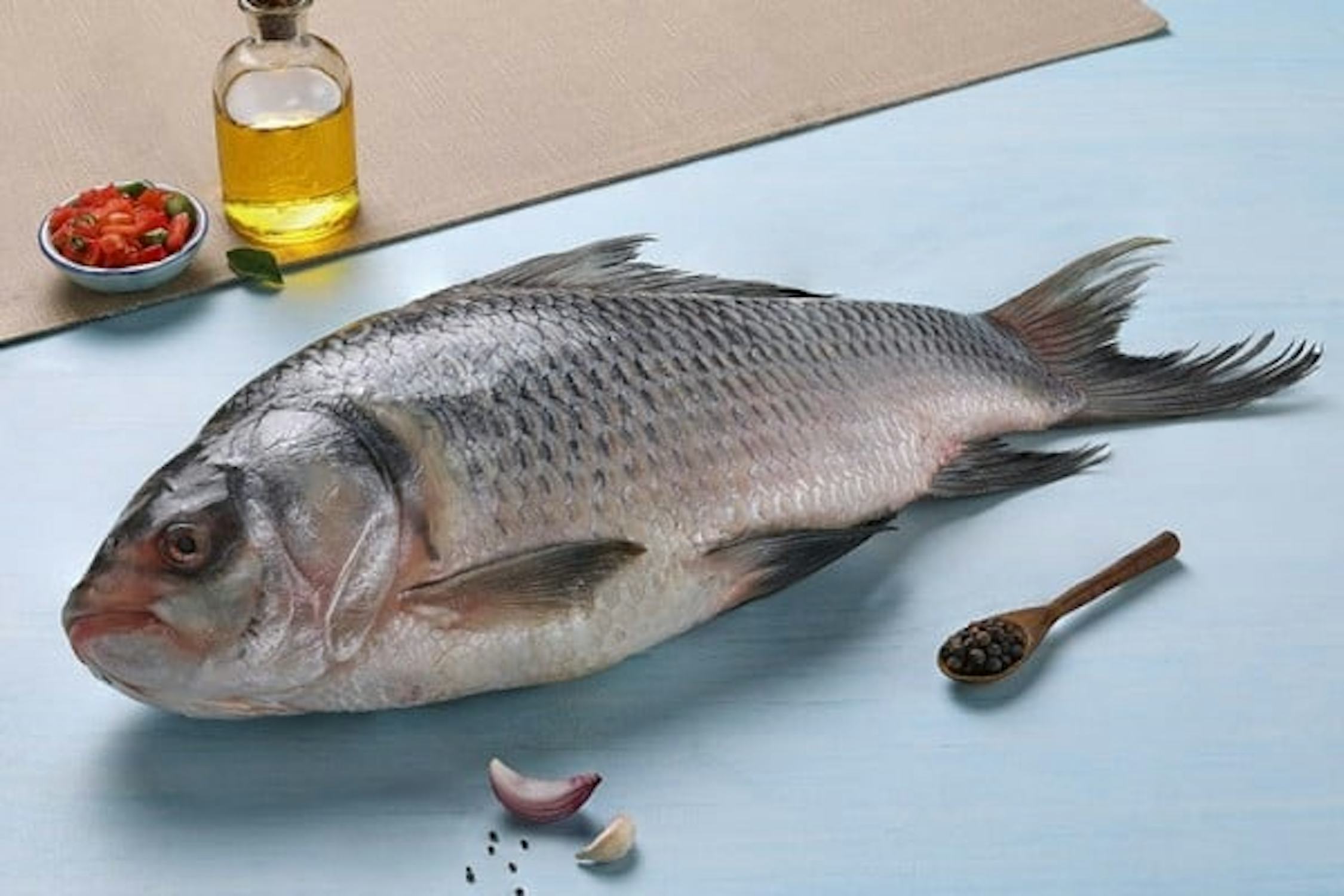Catla - Whole (Not Descaled,Not Cleaned, Not Cut In Pieces) - 1kg