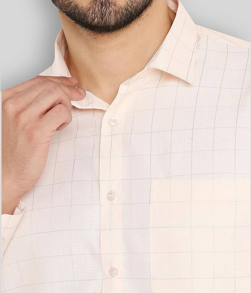 Maharaja - Orange Cotton Blend Slim Fit Men's Formal Shirt ( Pack of 1 ) view 2