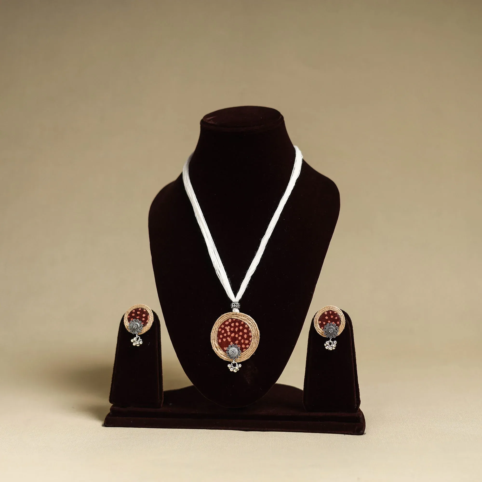 Multicolor - Handmade GS Jute Fabart Necklace