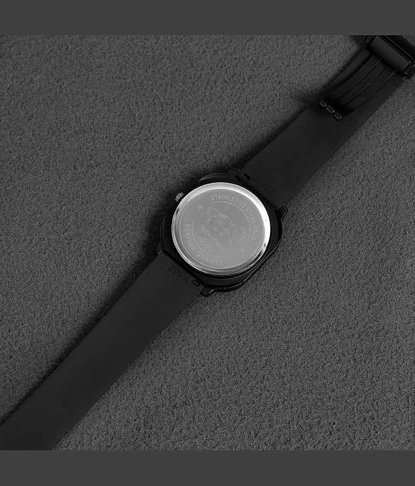 Trex Black Silicon Analog Men's Watch view 2
