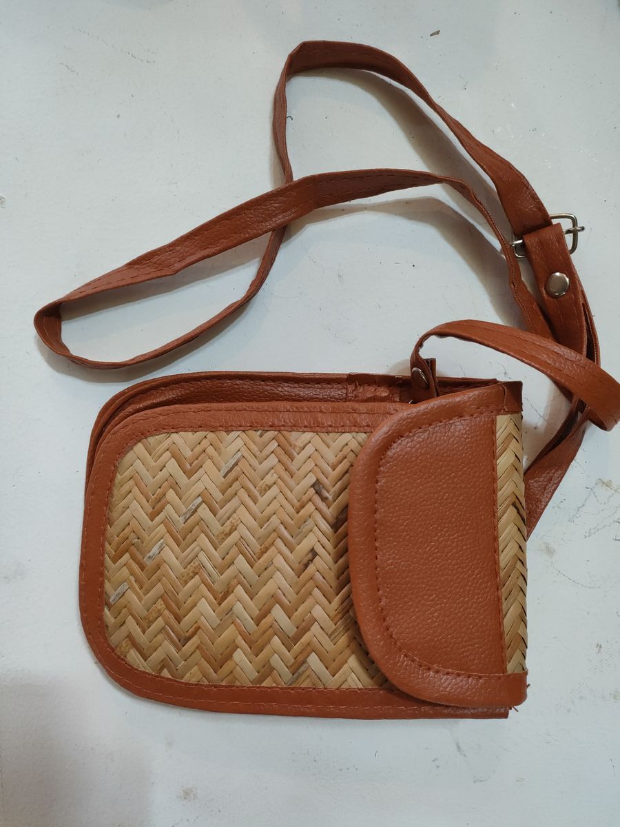 Can Sling Bag view 2