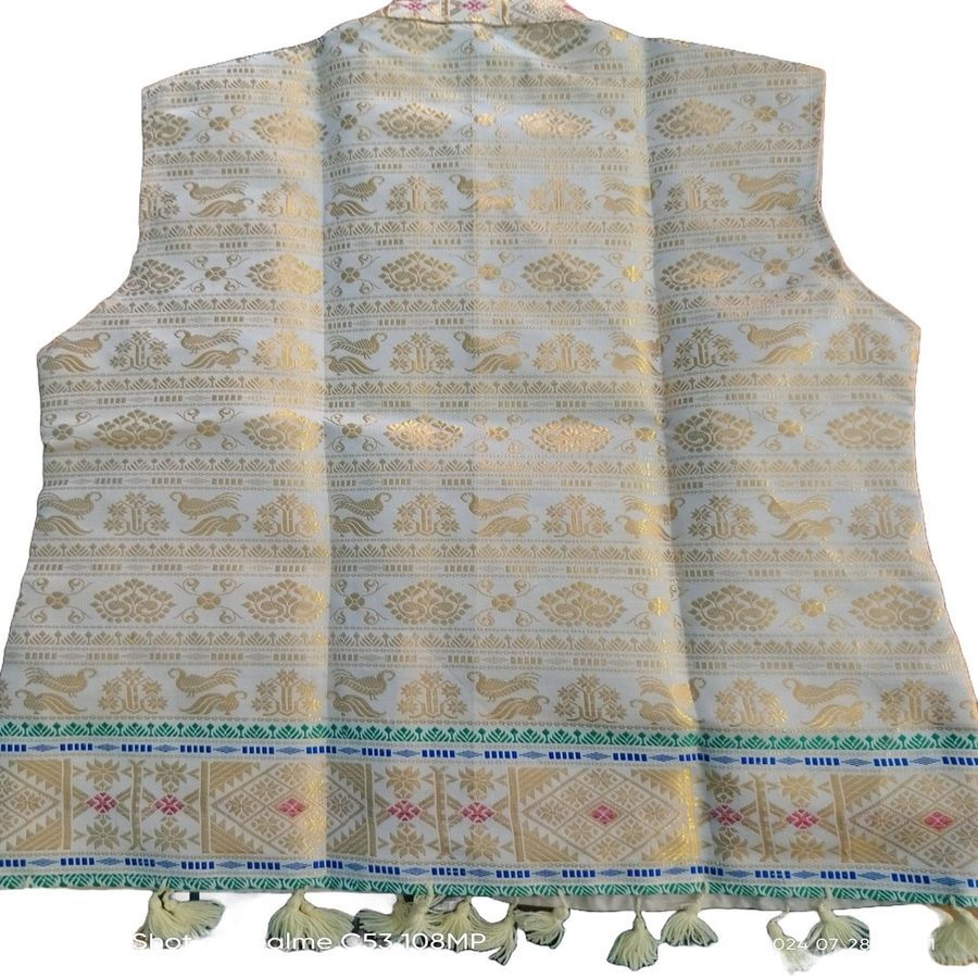 Waistcoat (Pat silk) view 2