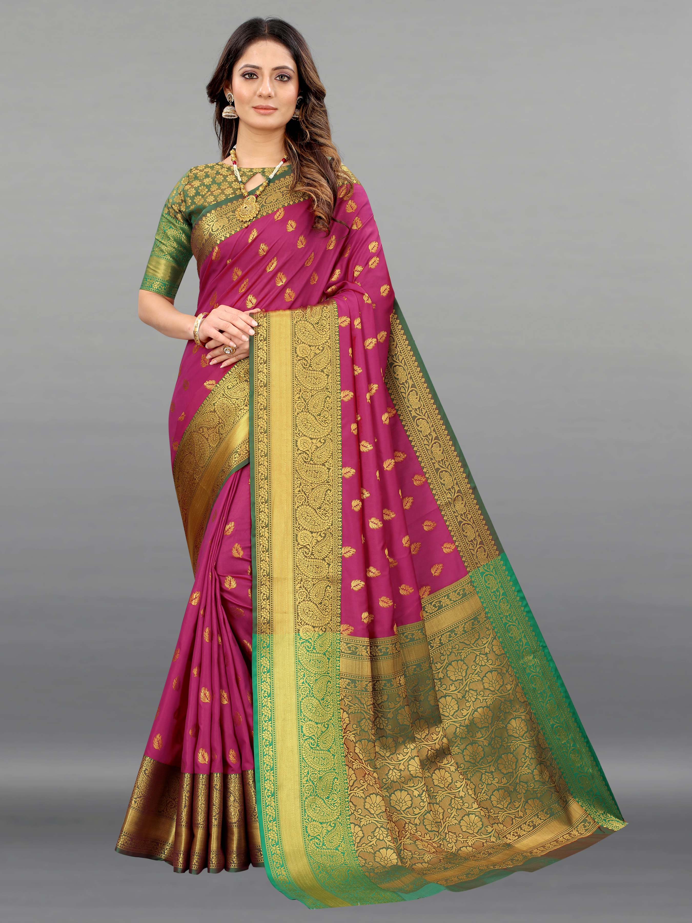 Yavira silk Women's Red Handwoven Silk Blend Saree
