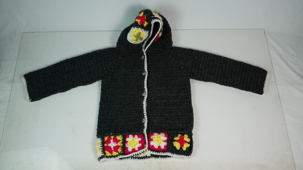 Sweater 1 Piece Each view 2