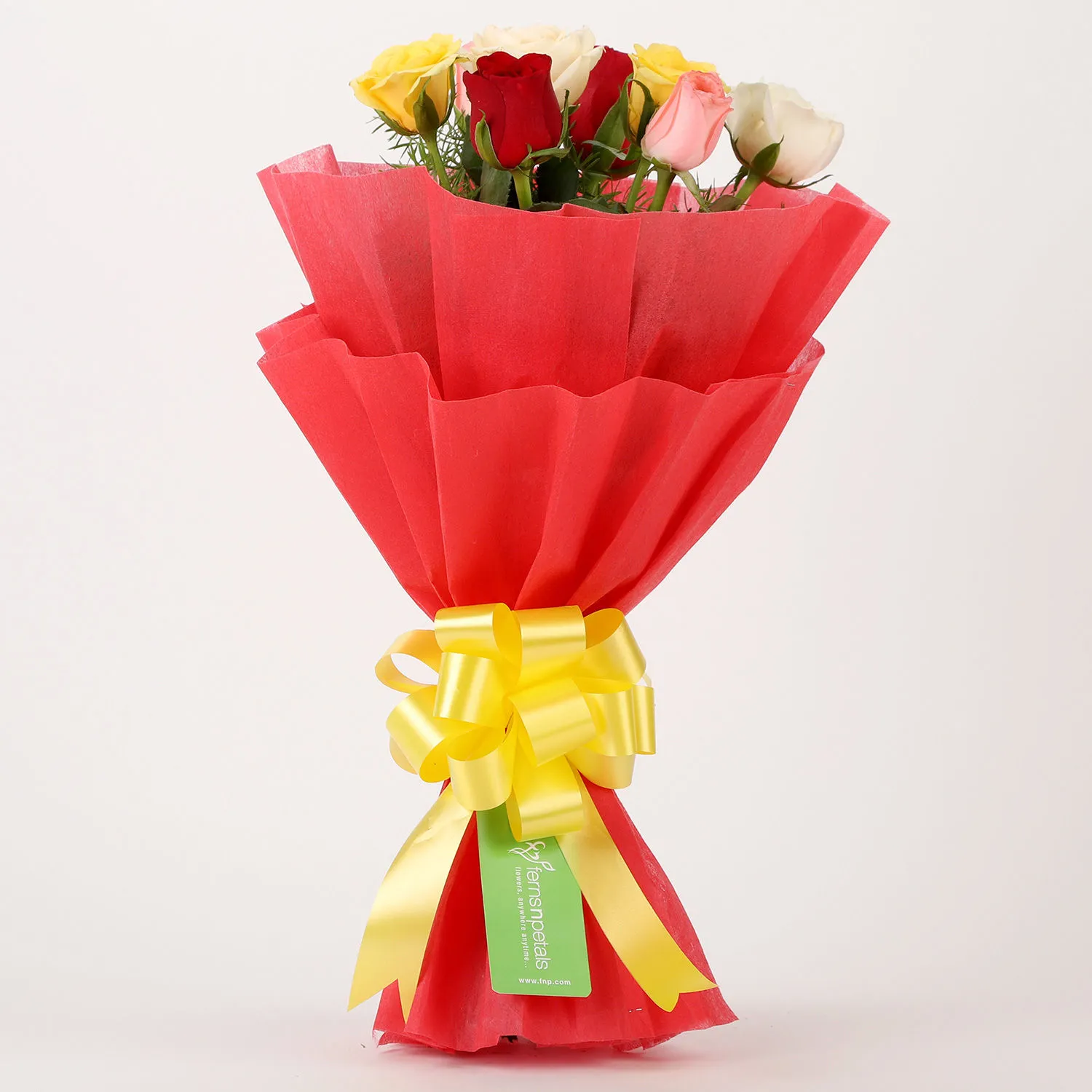 Special 8 Mixed Roses Bouquet For Valentine's Day Gift view 2