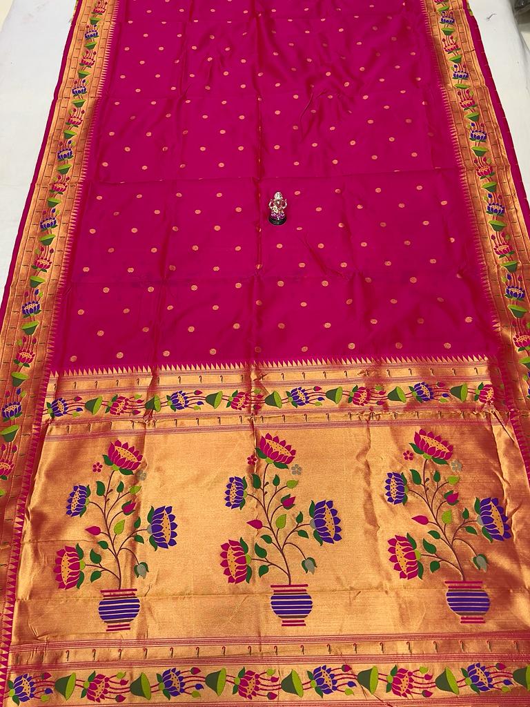 Payal Lotus Border Paithani Soft Tana Silk Sarees view 2