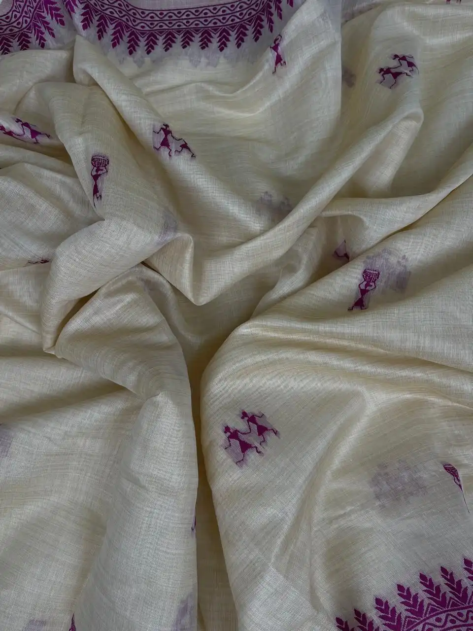 Saura Art Cotton Saree Beige Purple Mandala Medallion view 2