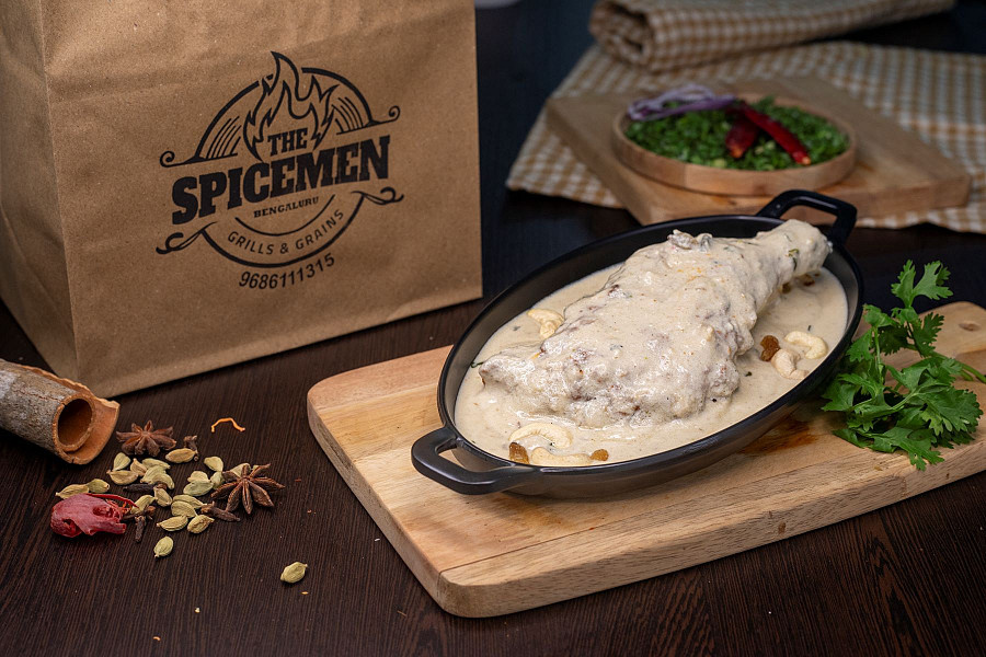Afghani chicken gravy[ 1 whole leg and thigh]